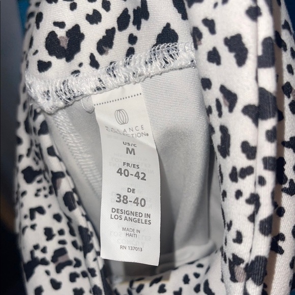 Balance Collection Black and White Patterned Leggings - Picture 4 of 4